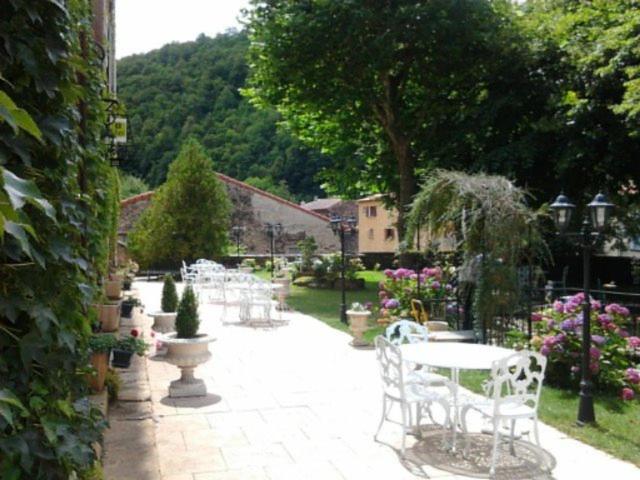 فندق Logis Hostellerie Du Grand Duc Hôtel Restaurant