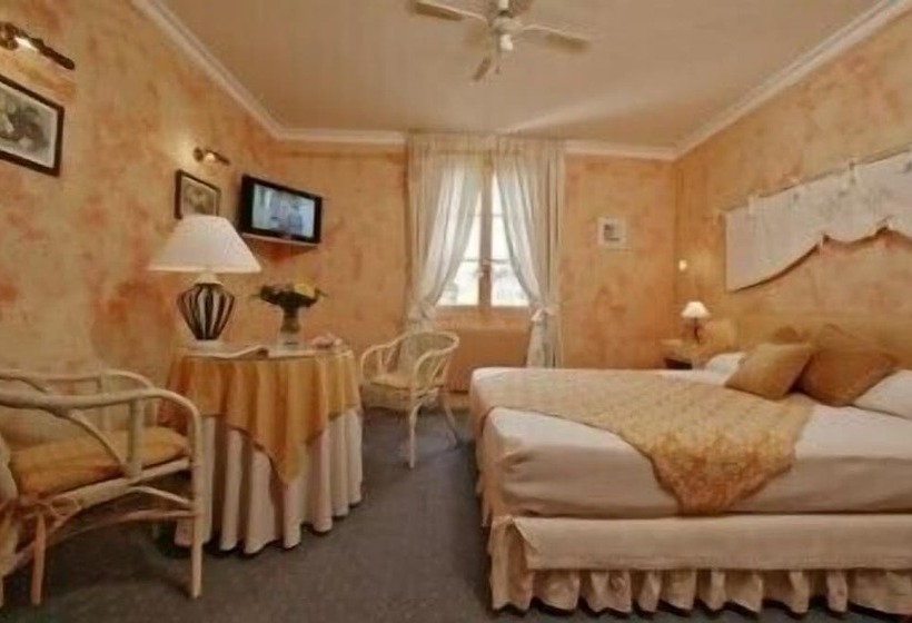 בית מלון כפרי Hostellerie Du Passeur   Hôtel & Restaurant   Climatisation Et Piscine Chauffée