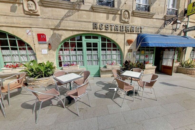 فندق Hostellerie Saint Martin  Logis Hôtel Et Restaurant