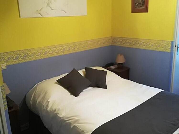 فندق Hostellerie Saint Martin  Logis Hôtel Et Restaurant