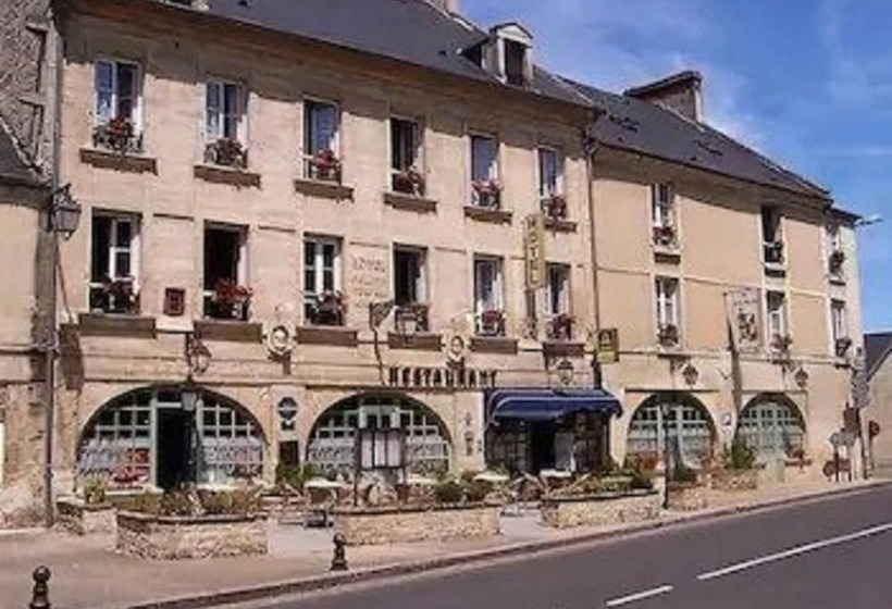 فندق Hostellerie Saint Martin  Logis Hôtel Et Restaurant