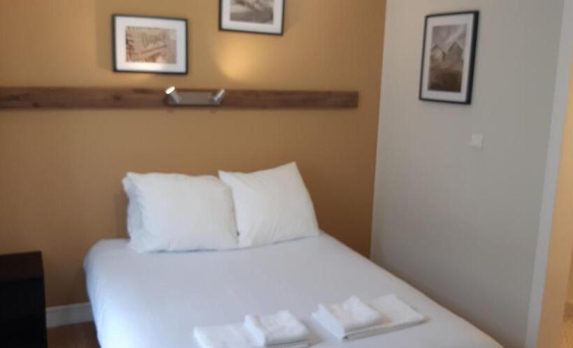 ホテル Hôtel Au Grand Duquesne