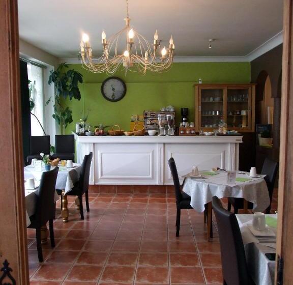 Logis Hotel L Occitan 2 étoiles