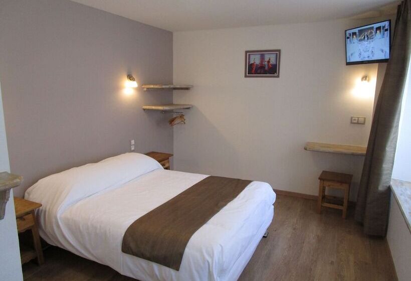 Отель Hôtel La Marmotte