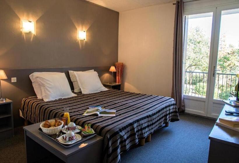 호텔 Hôtel Les Persèdes