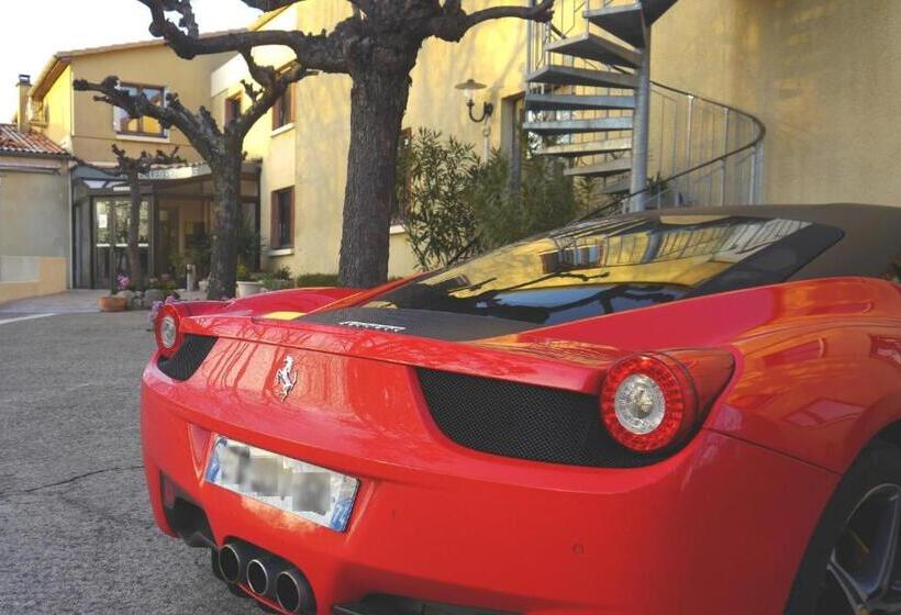 호텔 Hôtel Les Persèdes