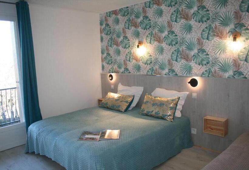 호텔 Hôtel Les Persèdes