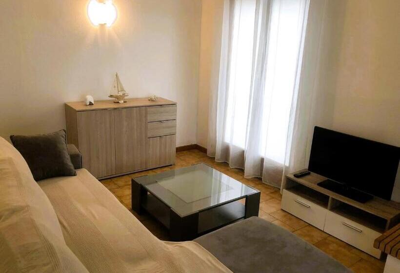 호텔 Hôtel Les Persèdes