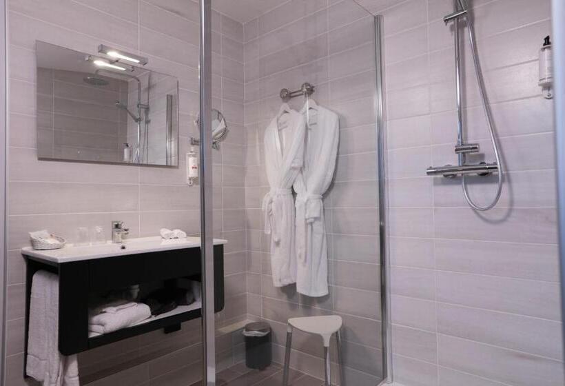 Отель Hôtel Restaurant Des Remparts