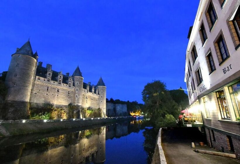 בית מלון כפרי Hôtel Restaurant Du Château