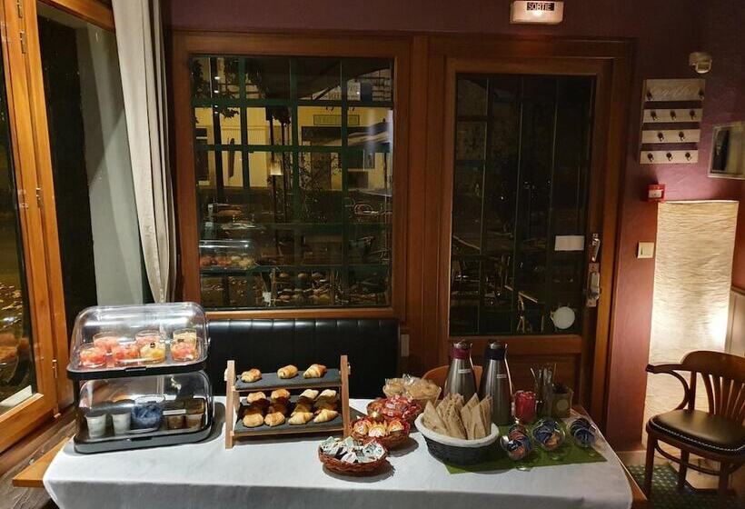 酒店 Hôtel Restaurant La Promenade