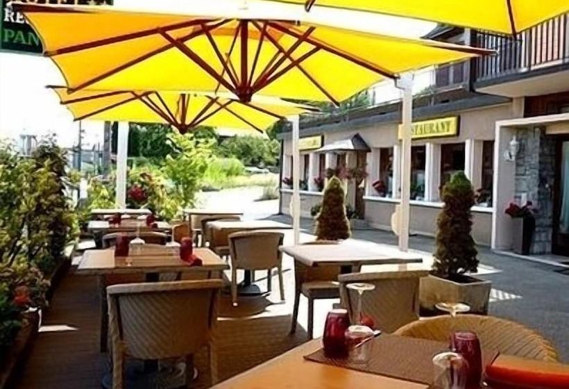 ホテル Hôtel Restaurant Le Panorama