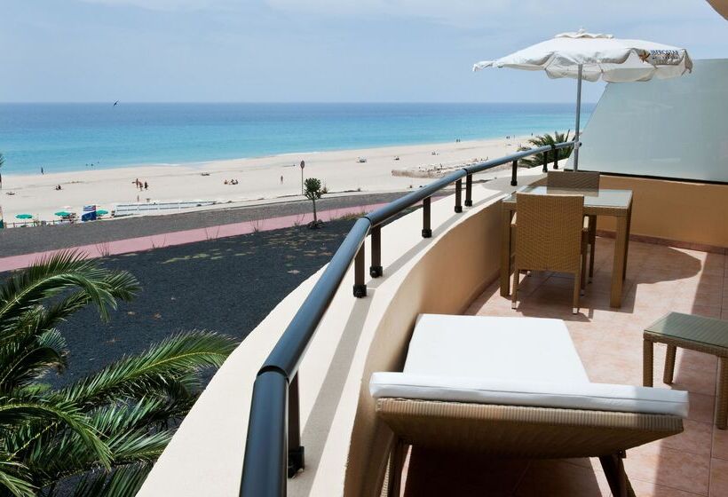 هتل Iberostar Waves Playa Gaviotas - All Inclusive