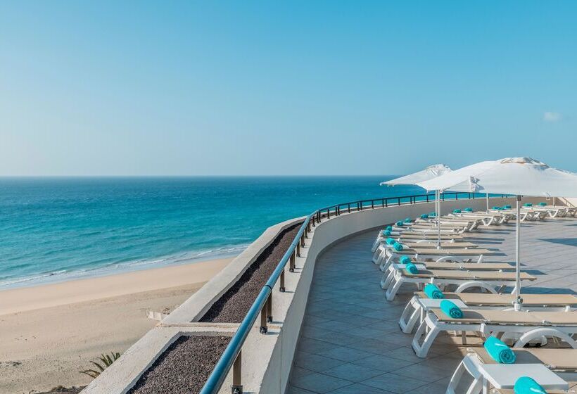 هتل Iberostar Waves Playa Gaviotas - All Inclusive