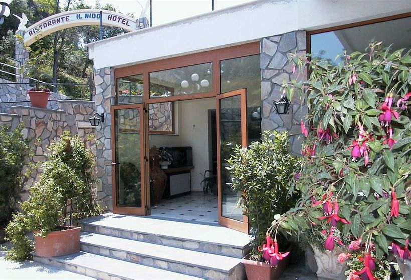 ホテル Il Nido Sorrento