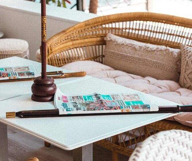 בית מלון כפרי Hôtel La Villa Juan Beach