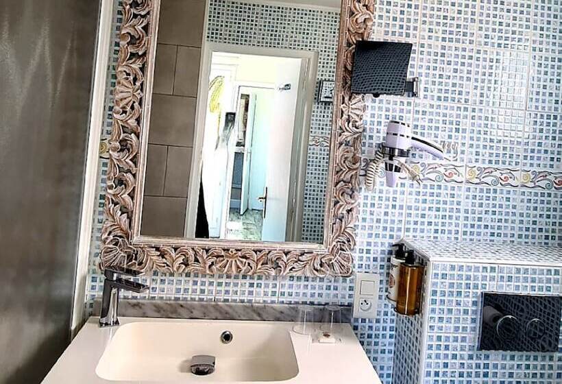 בית מלון כפרי Hôtel La Villa Juan Beach