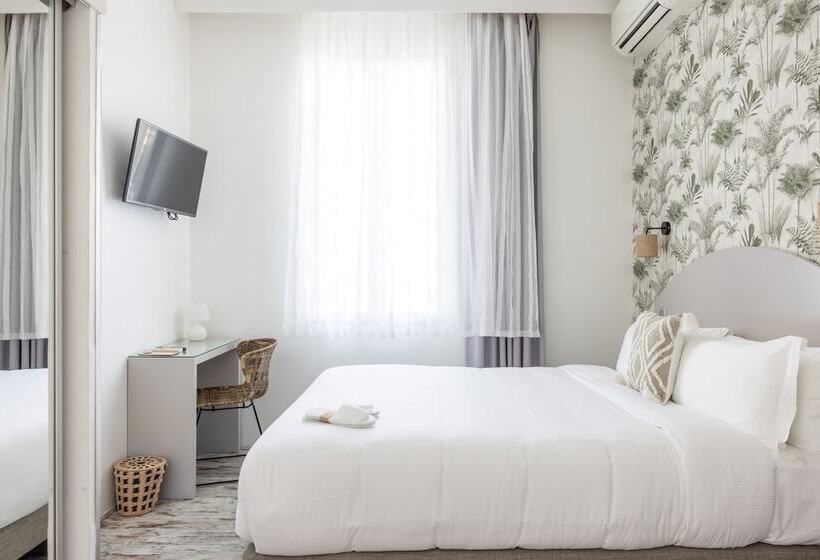 בית מלון כפרי Hôtel La Villa Juan Beach