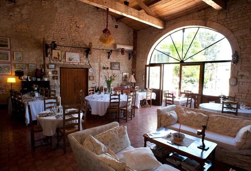 בית מלון כפרי Karina