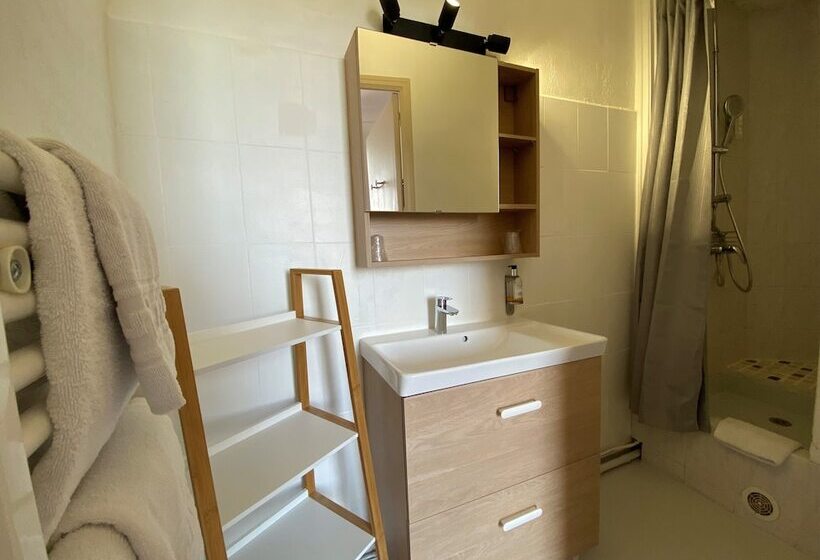 호텔 La Bellaudiere