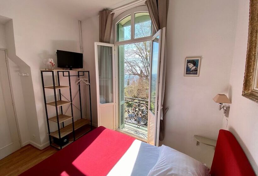 호텔 La Bellaudiere