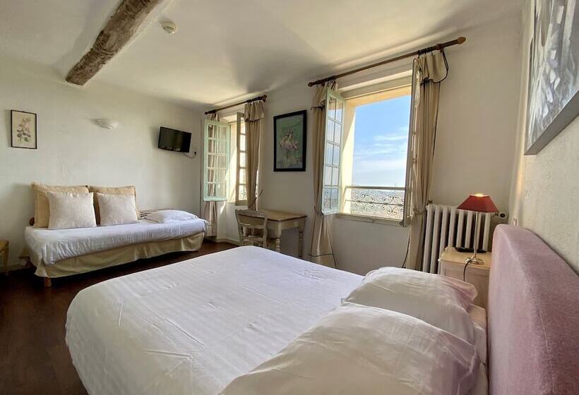 호텔 La Bellaudiere