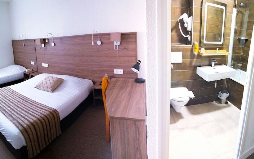 Отель La Buissonnière