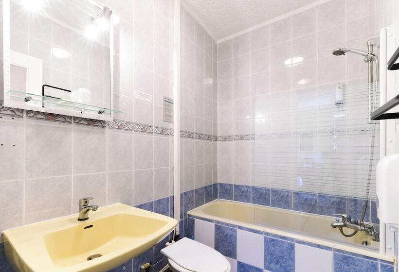 فندق Logis Hôtel La Crémaillère