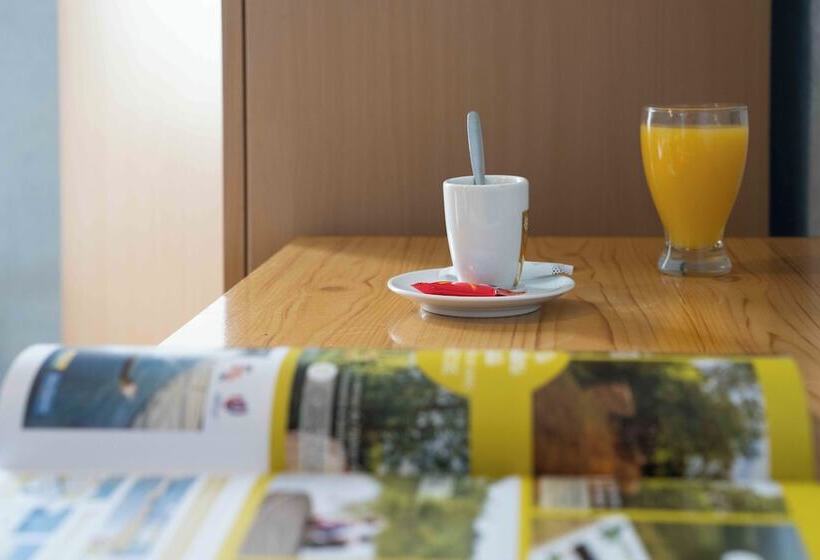 فندق Logis Hôtel La Crémaillère