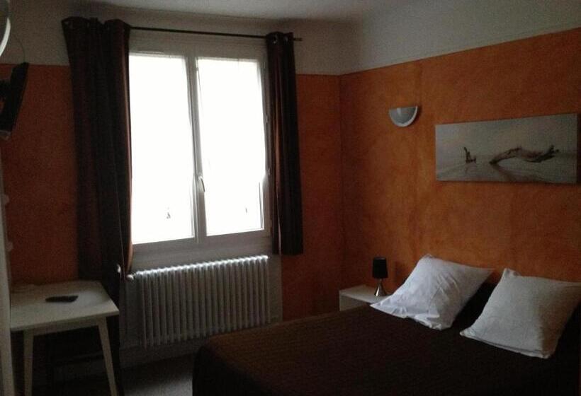 Отель La Locomotive