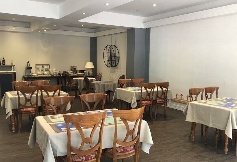 בית מלון כפרי La Poularde