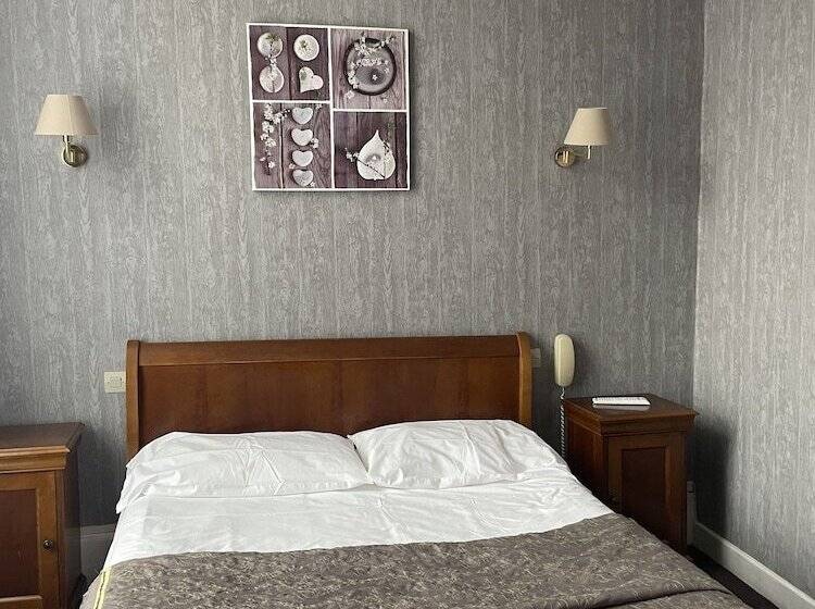 فندق La Poularde