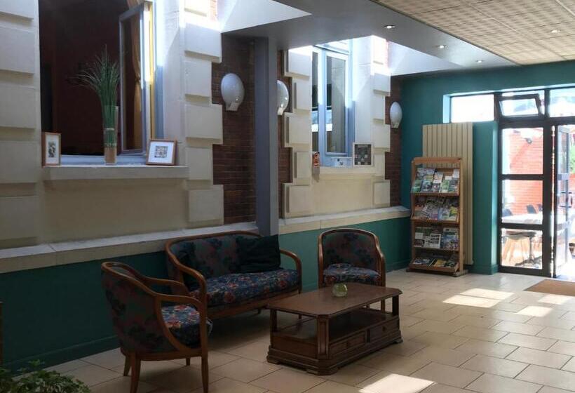 فندق La Poularde