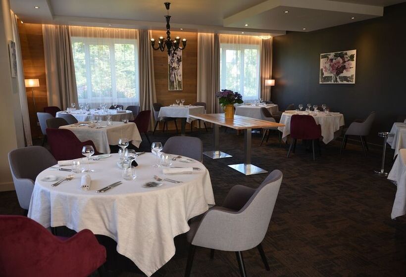 ホテル Logis Hôtel Restaurant La Rochette