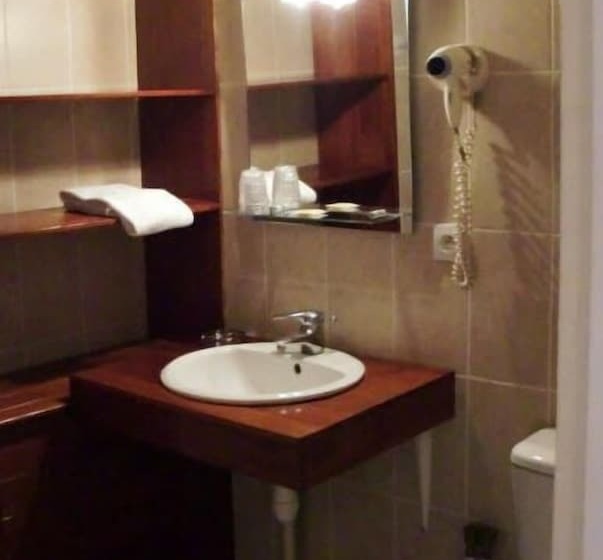 Отель La Tablee Medievale