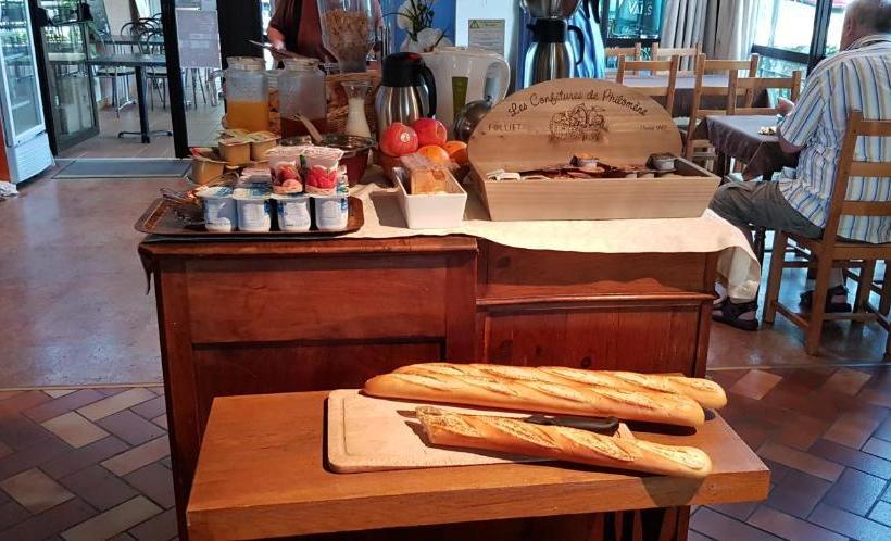 ホテル La Terrasse