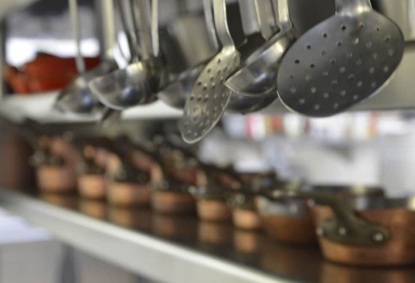 Отель Le Bois Dormant Hôtel Restaurant & Spa Logis Hôtel