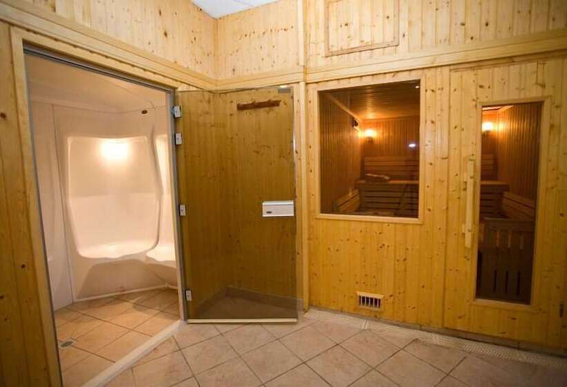 Отель Le Bois Dormant Hôtel Restaurant & Spa Logis Hôtel