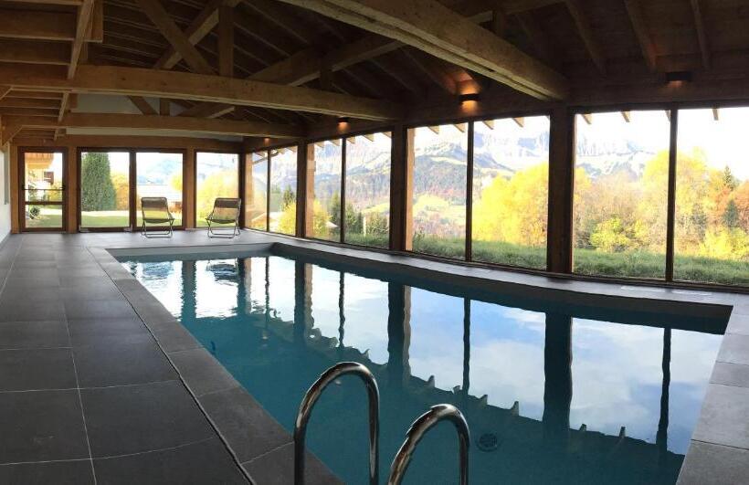 בית מלון כפרי Le Caprice Des Neiges