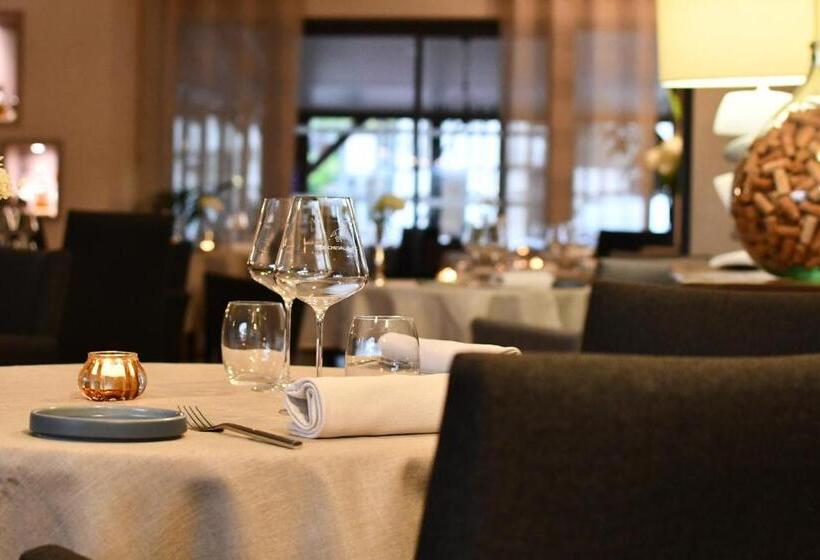 Отель Le Cheval Blanc   Lac Du Der   Logis