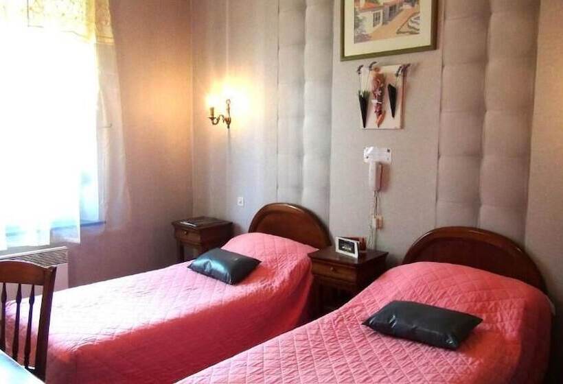 בית מלון כפרי Le Clos Du Montvinage