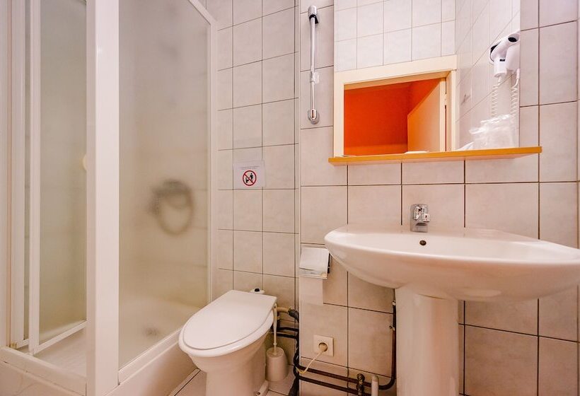 בית מלון כפרי Le Commerce