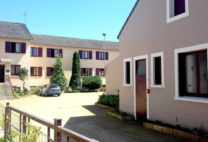 Отель Le Merle Blanc Hôtel Logis