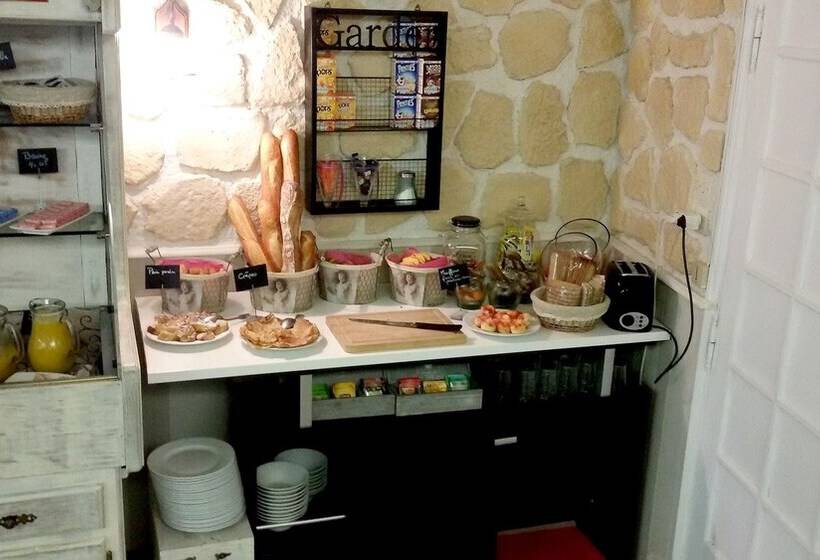 Отель Le Merle Blanc Hôtel Logis