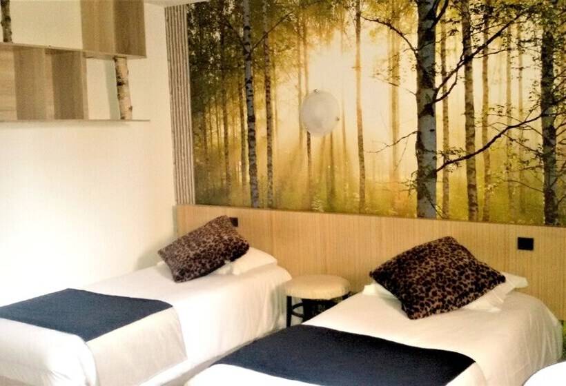 Отель Le Merle Blanc Hôtel Logis