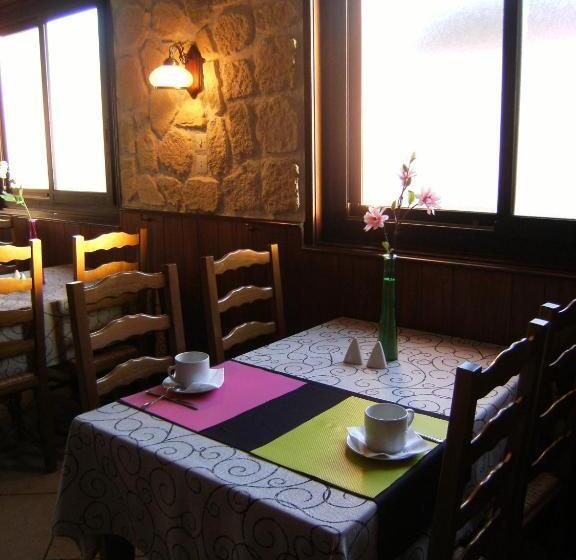 Отель Le Merle Blanc Hôtel Logis