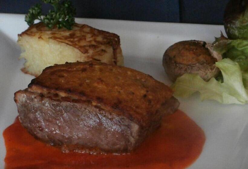 Отель Le Merle Blanc Hôtel Logis