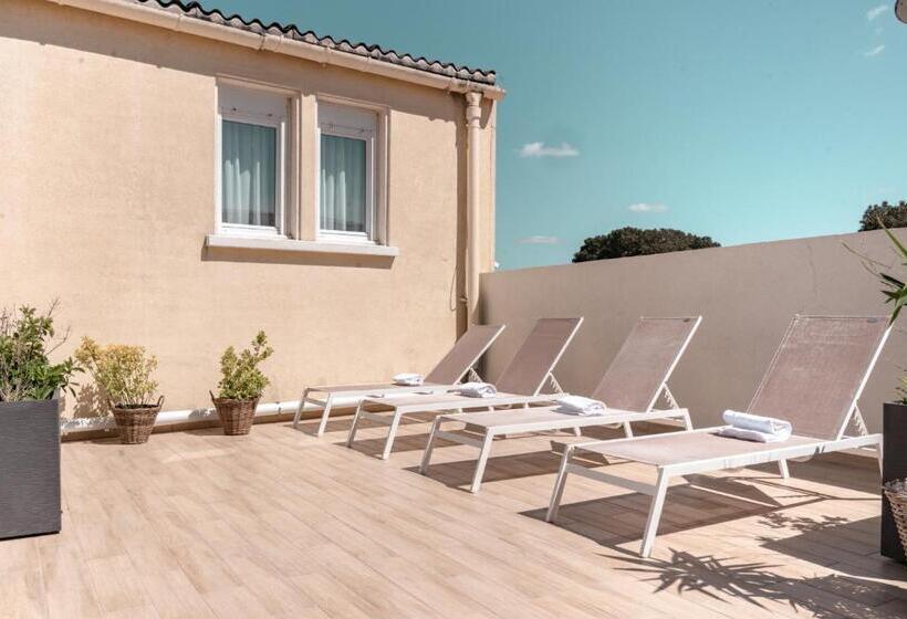 בית מלון כפרי Hôtel Le Rivage