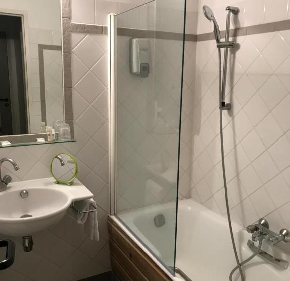 Отель Le Vieux Logis De Clam