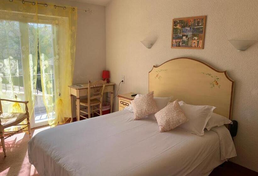 فندق Des Colonnes